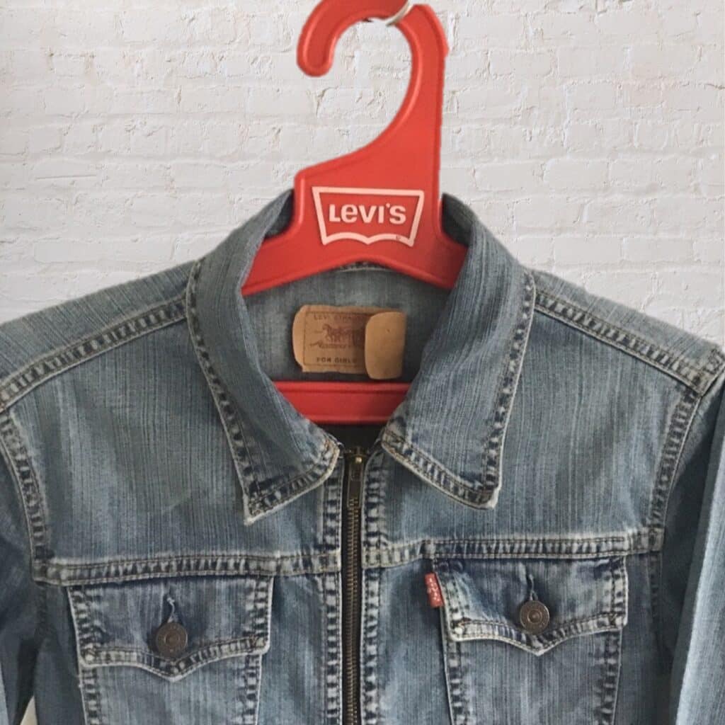 Vintage Levi's Girl's Denim Jacket (S) - Funky Zip up