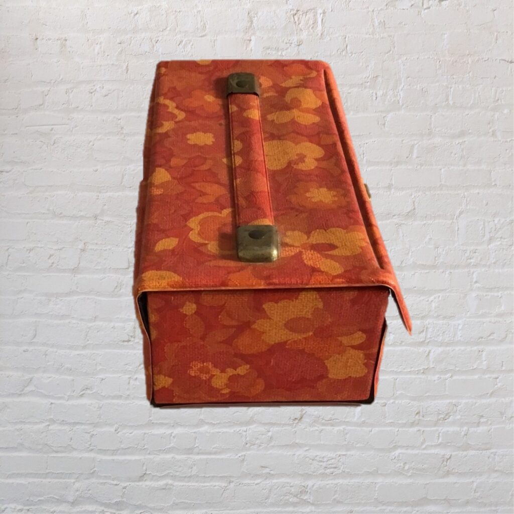Cute Vintage 70's Flower Power Small handled Case - Image 7