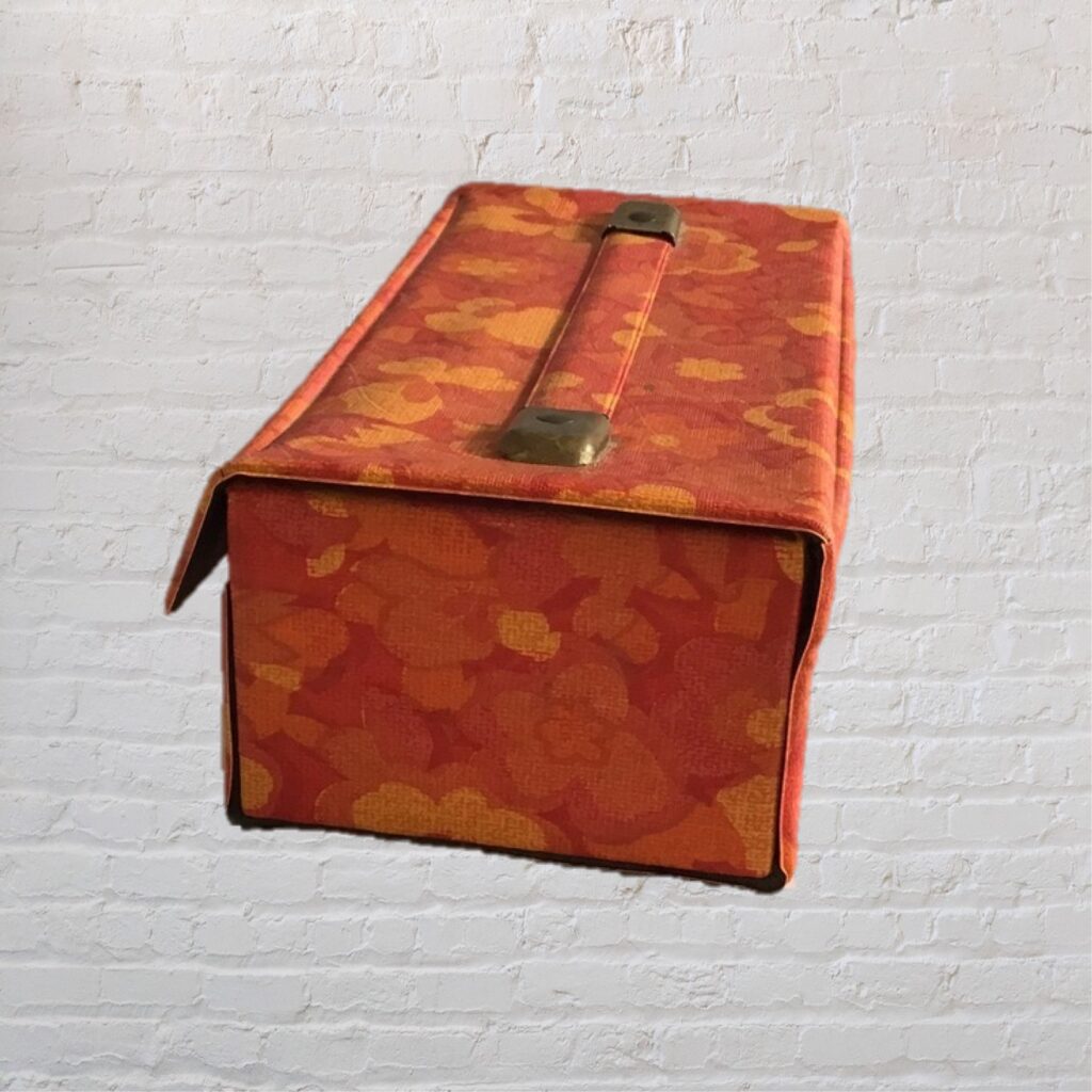 Cute Vintage 70's Flower Power Small handled Case - Image 8