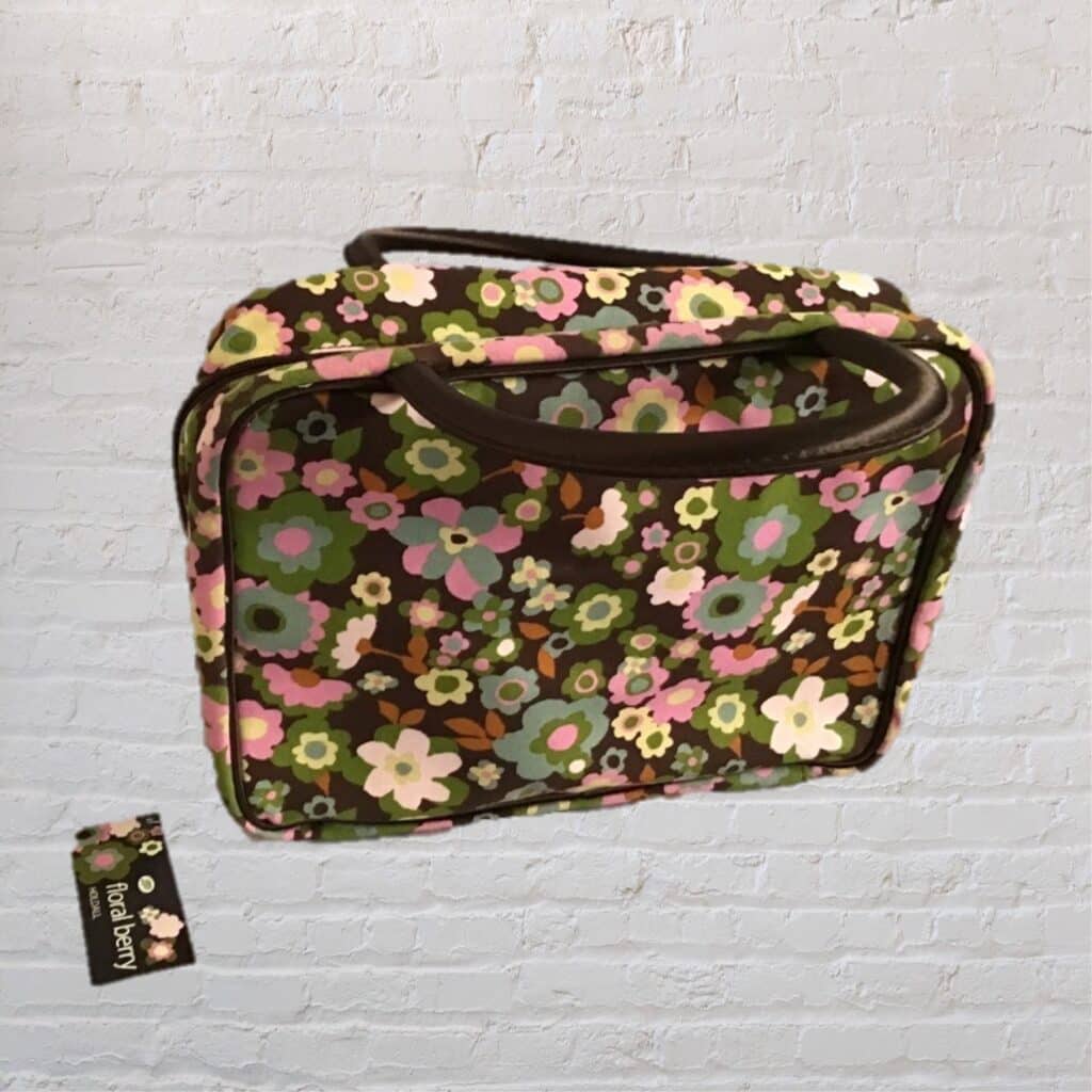Retro Flower Power Beauty Holdall