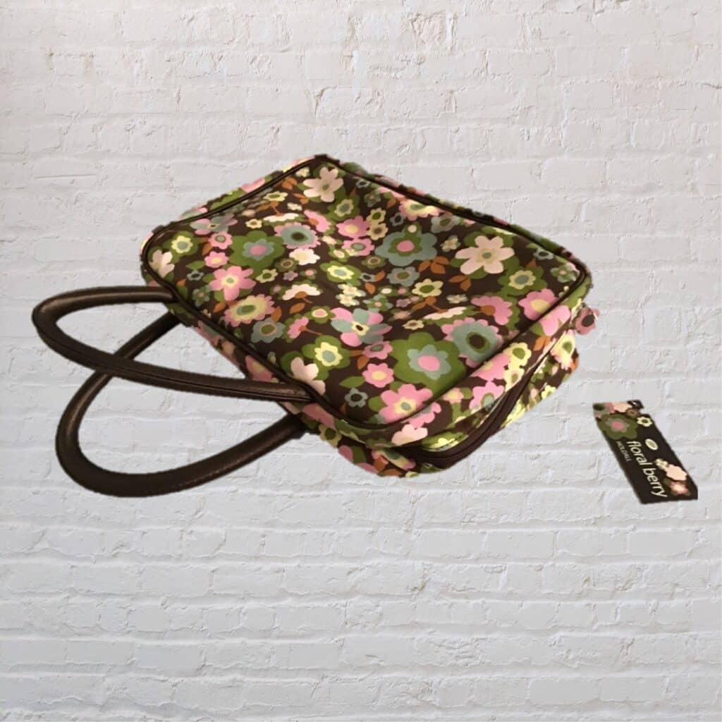 Retro Flower Power Beauty Holdall