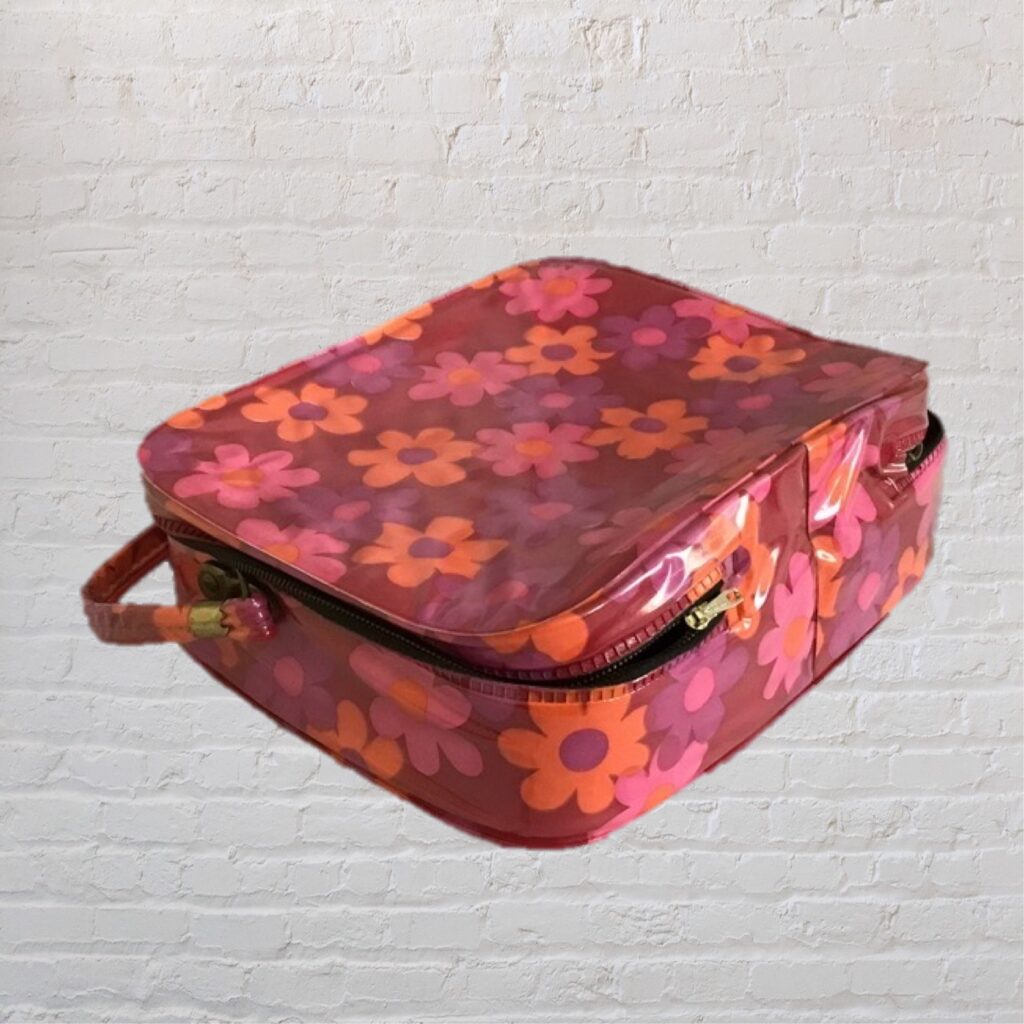 Cute Retro 70's Flower Power Beauty Case - Image 7