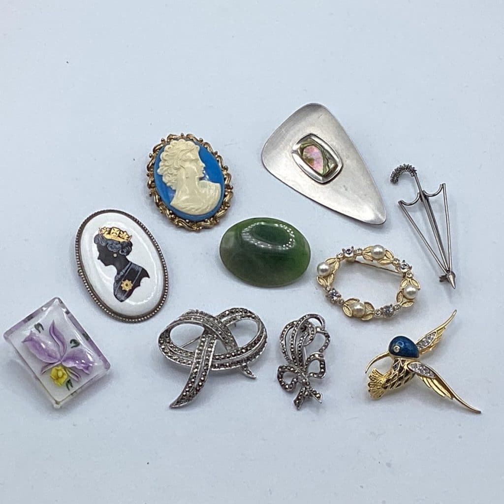Vintage Costume Jewellery Lot | Collection of amazing 50's 60's 70's Brooches