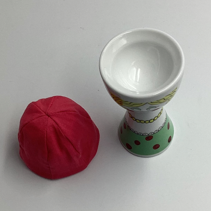 Ritzenhoff “Friends” Egg Cup by Daniela Melazzi (2001) – Boxed Collectible