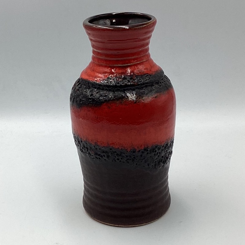 BAY West Germany 630-20 Fat Lava vase with red and black textured lava glaze, 20cm tall mid-century ceramic vase