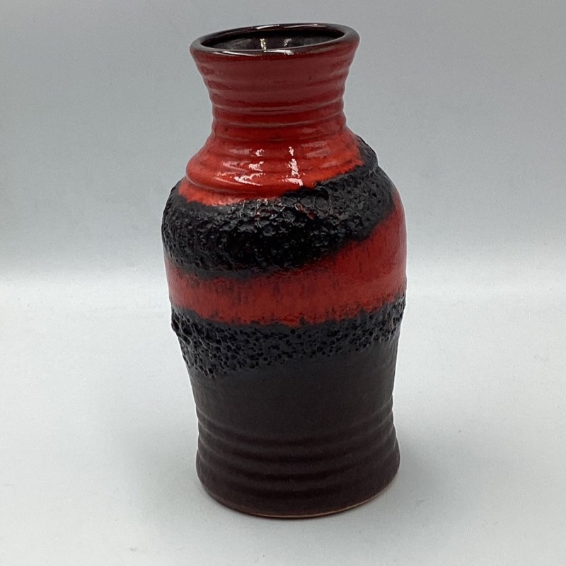 BAY West Germany 630-20 Fat Lava vase with red and black textured lava glaze, 20cm tall mid-century ceramic vase
