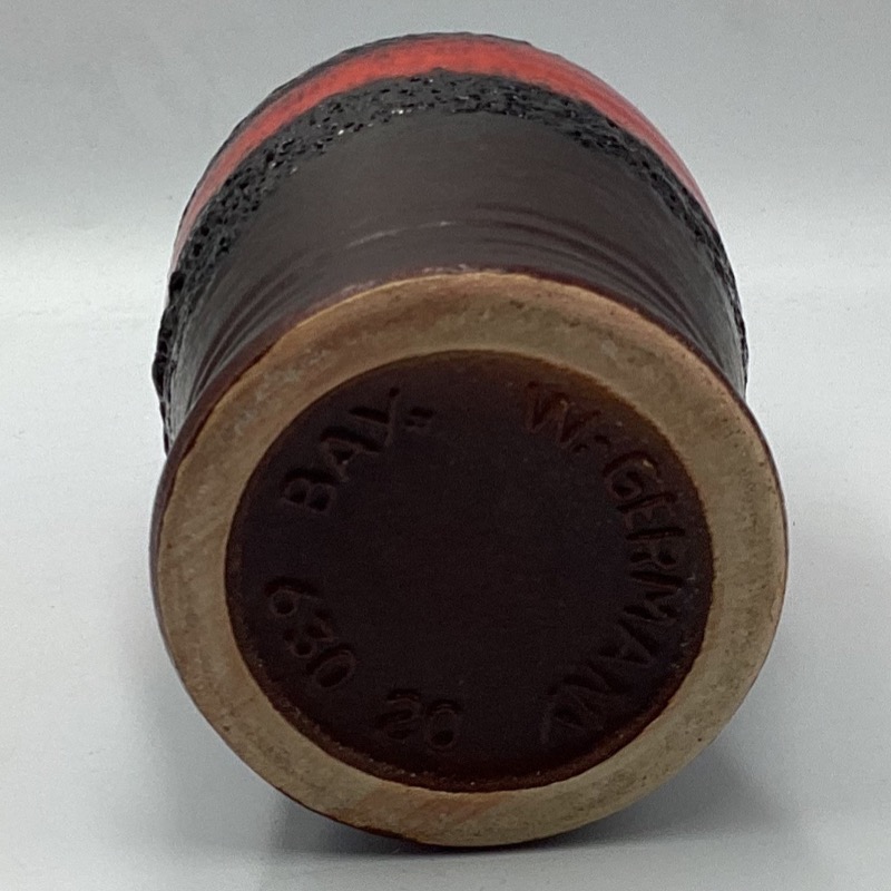 BAY West Germany 630-20 Fat Lava vase with red and black textured lava glaze, 20cm tall mid-century ceramic vase